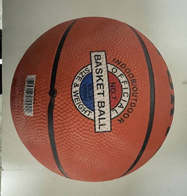 BASKETBALL - Image 2