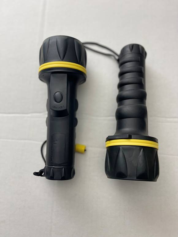 7 Led Rubber Flashlight